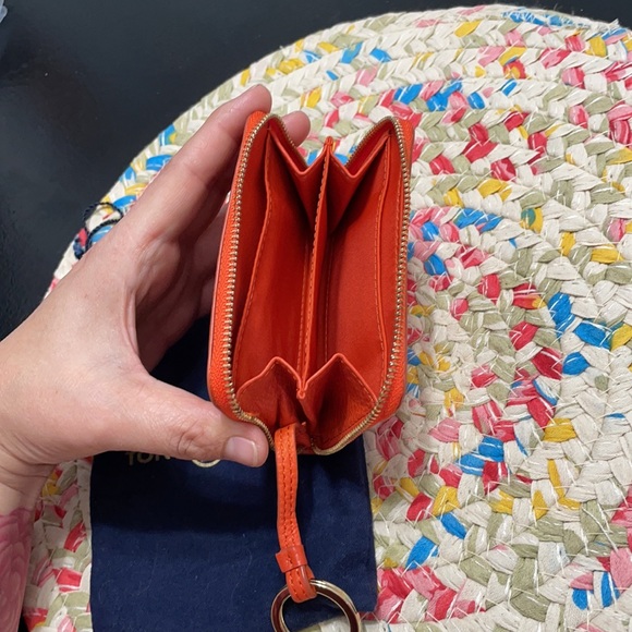 Tory Burch wallet in excellent condition - Picture 3 of 7